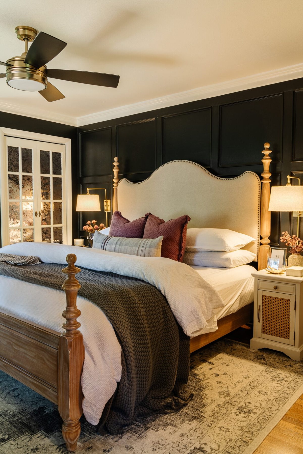 cozy bedroom ideas with plush bedding, warm lamp light, and decor