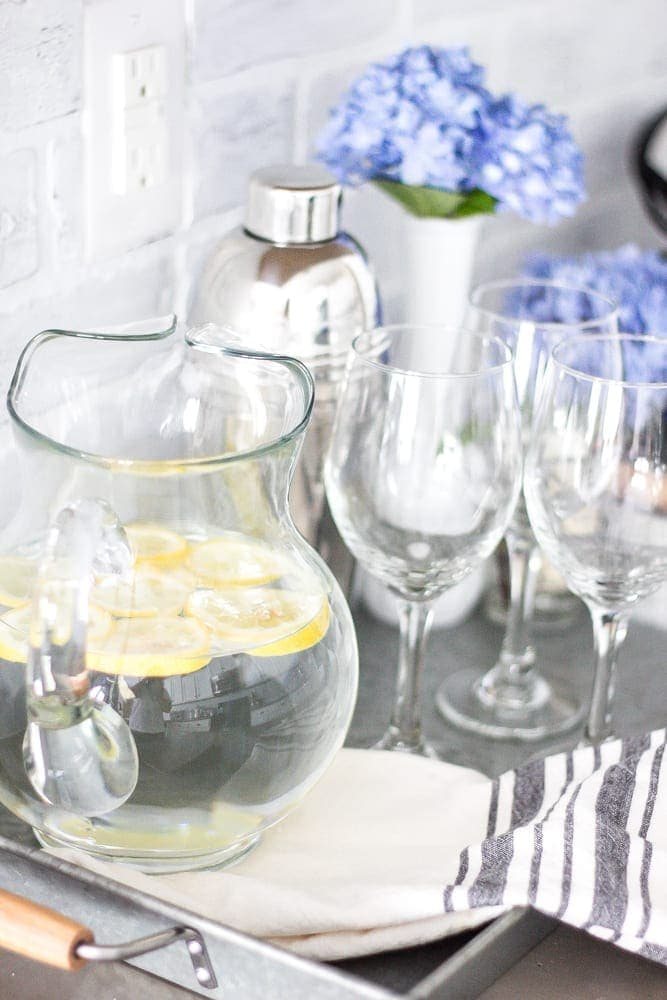 10 Items to Always Buy at Thrift Stores