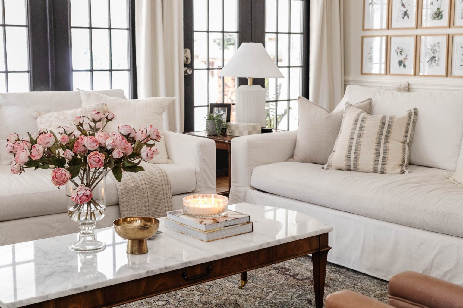 clean and decluttered living room