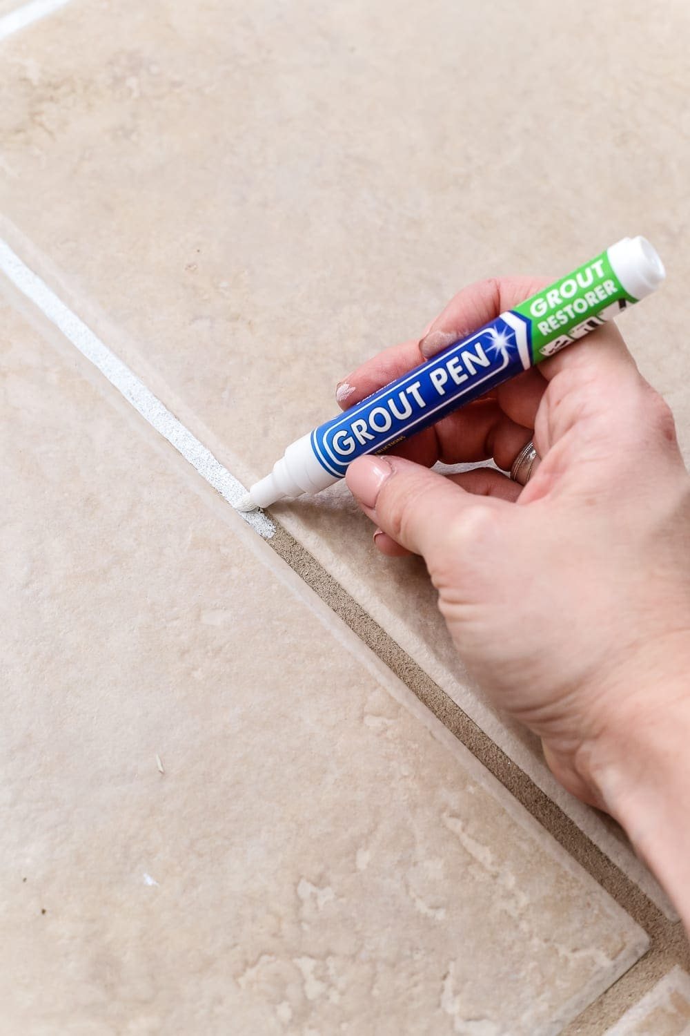 Grout pen for quick and easy dirty grout refresh