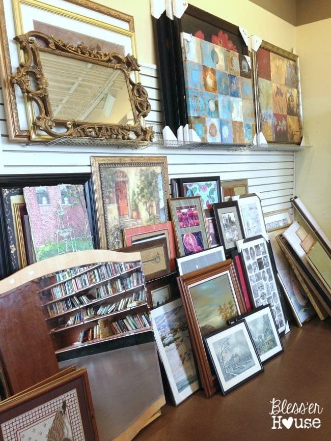 12 Goodwill Shopping Secrets Revealed | Unigumushane -- Goodwill always has amazing and unique picture frames that you can repurpose for a TON of DIY projects. You never know what you'll find!