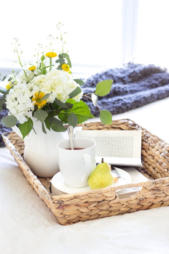 21 Tips to Sell Your House Quickly | unigumushane.com - A list of tips for how to prepare your home to get prospective buyers and professionally stage your house for showings to sell your house quickly.