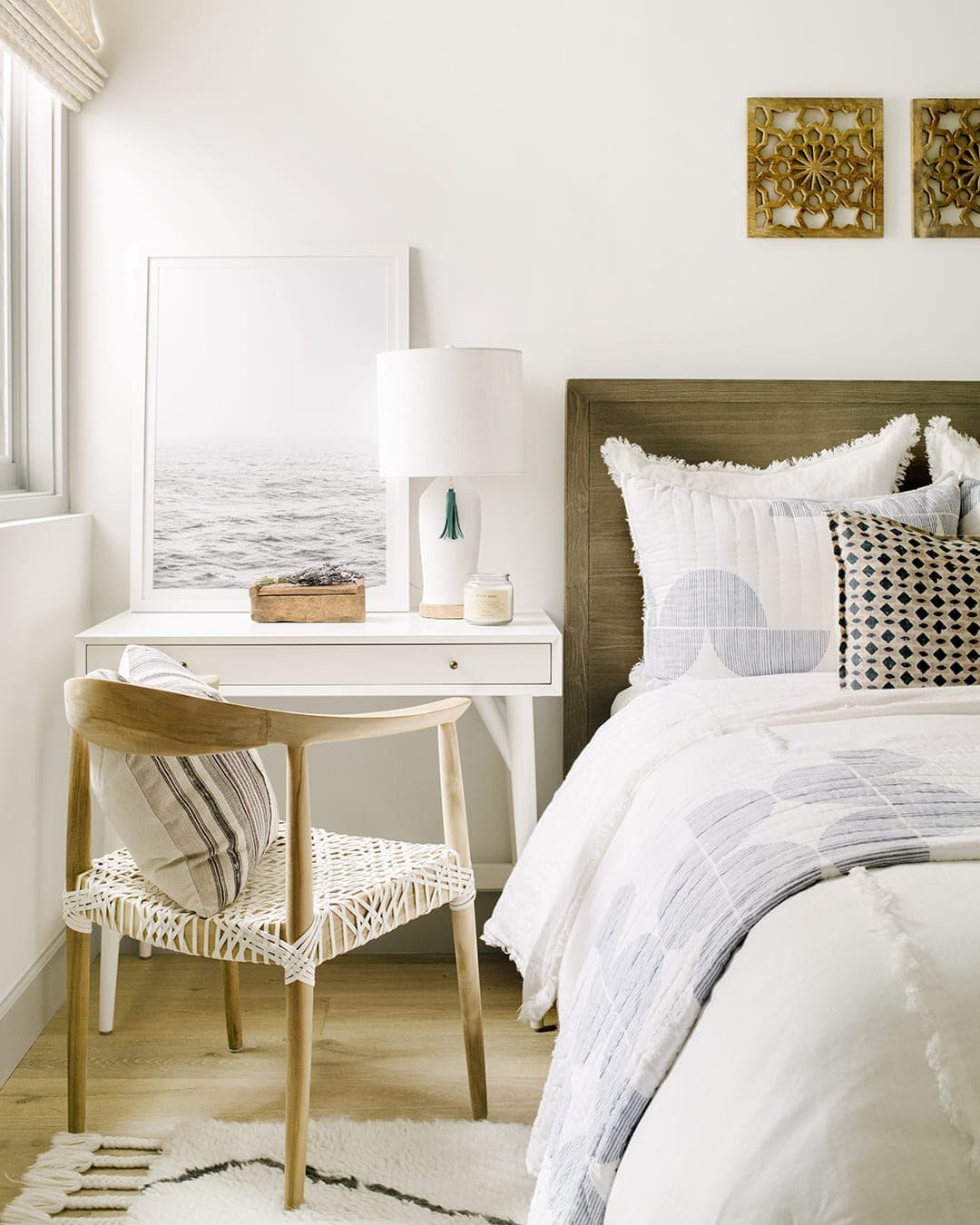 3 Furniture Layouts for a Small Bedroom With an Off-Centered Window
