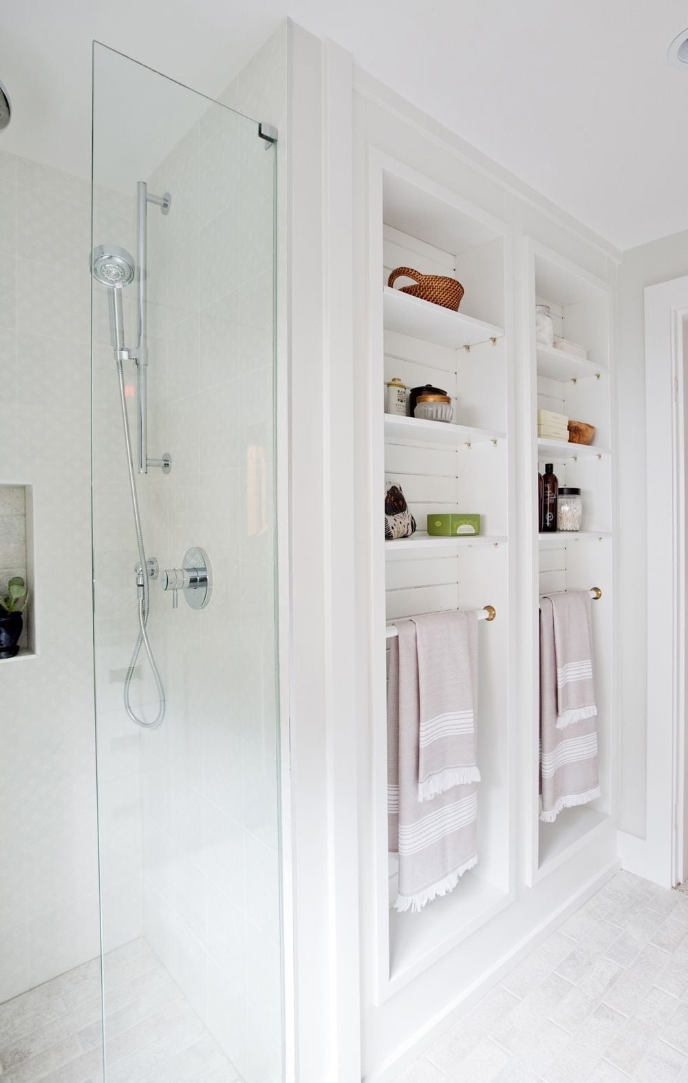recessed towels bars between studs