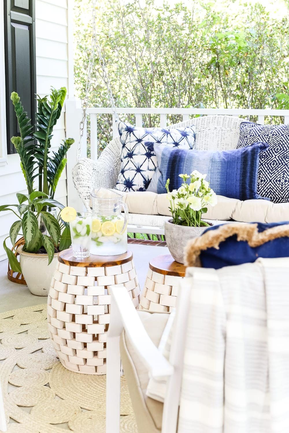 outdoor decor on front porch for summer