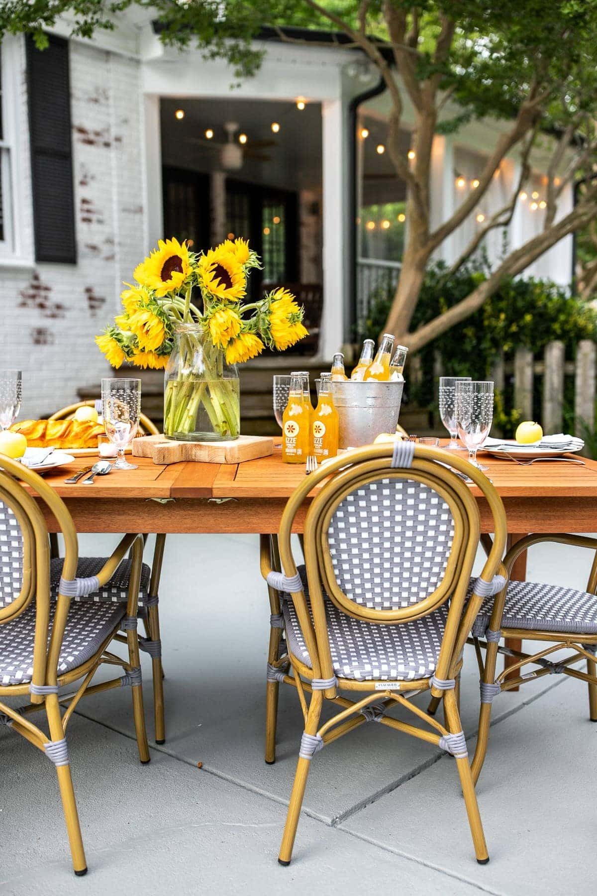 outdoor decor summer dining table