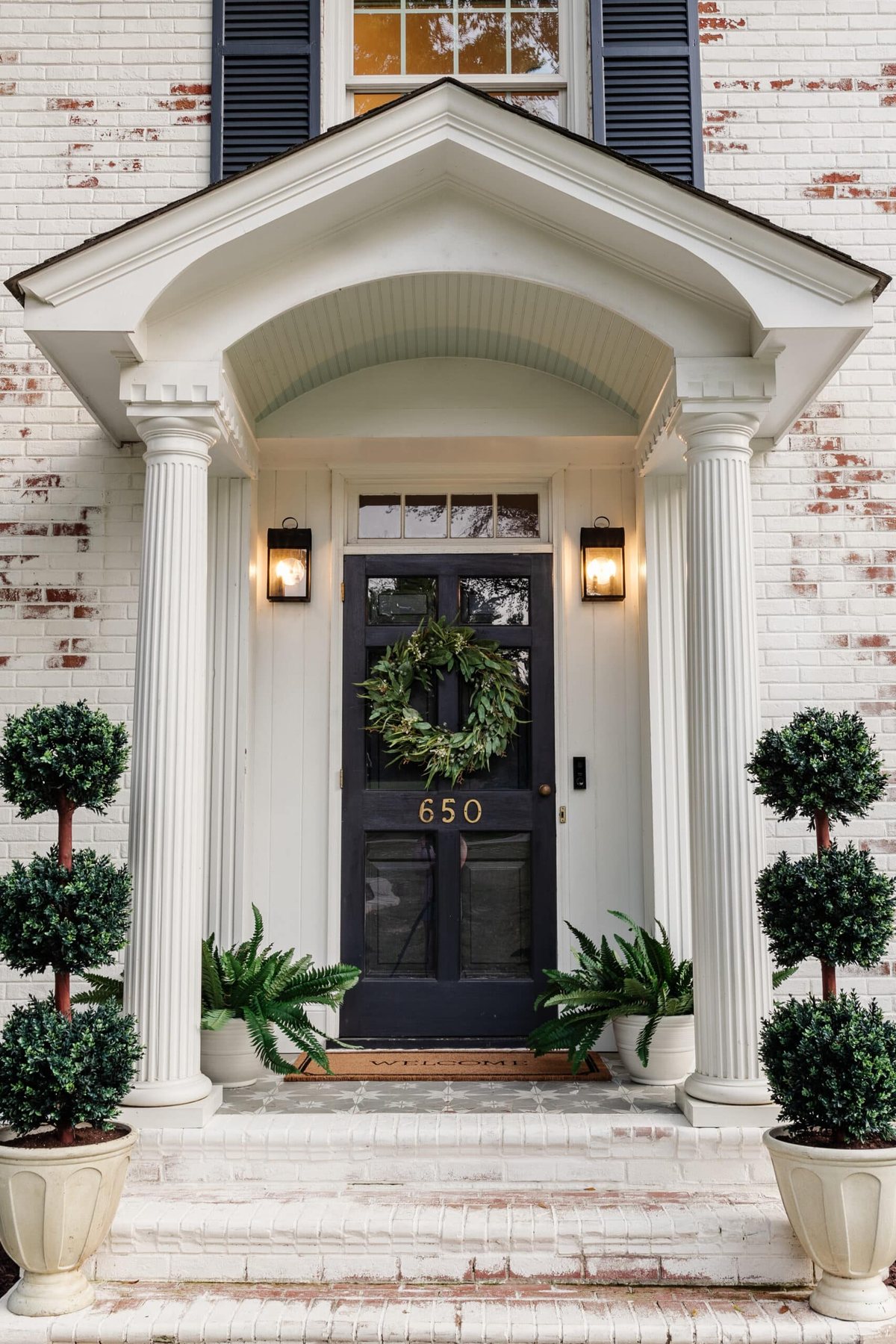 40 Best Faux Outdoor Plants for Planters on a Porch