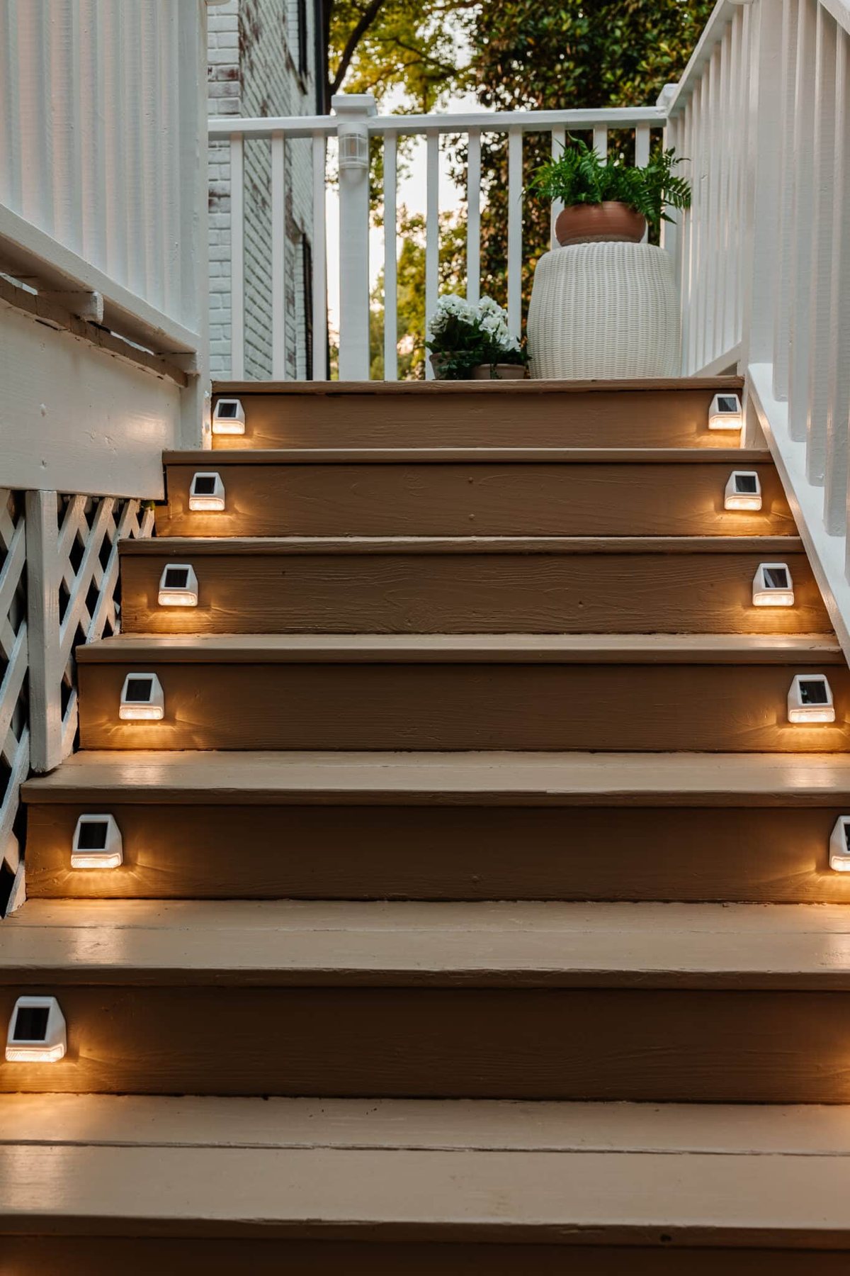 deck step solar lights