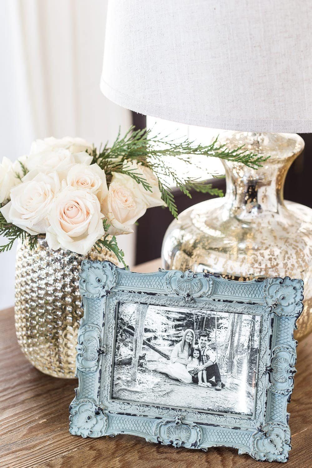 6 Ways to Make Your Home Feel Cozy After Christmas | unigumushane.com - 6 surefire ways to decorate your home feel cozy after Christmas during the cold winter months using proven methods from the Hygge lifestyle. #winterdecor #cozydecor #afterchristmas #hygge