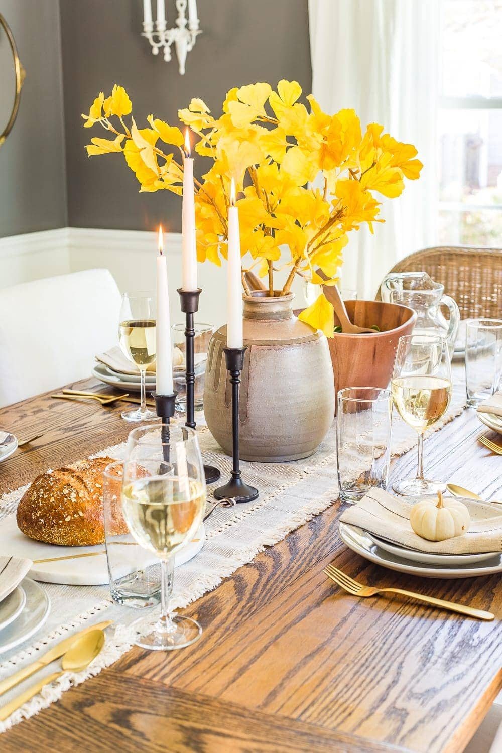 Modern meets traditional fall dining room set for Thanksgiving
