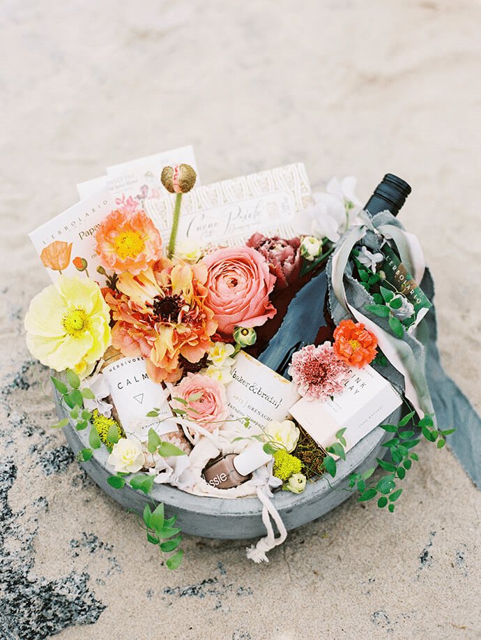 flower themed gift basket