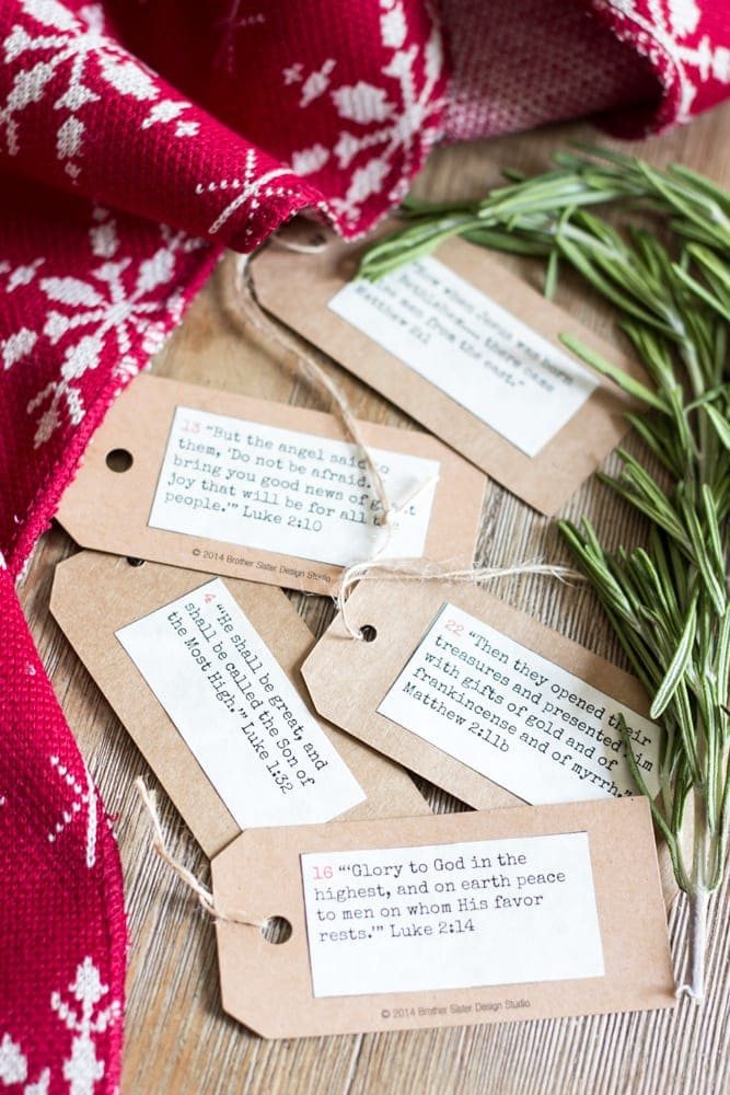 Advent scriptures printed on tags