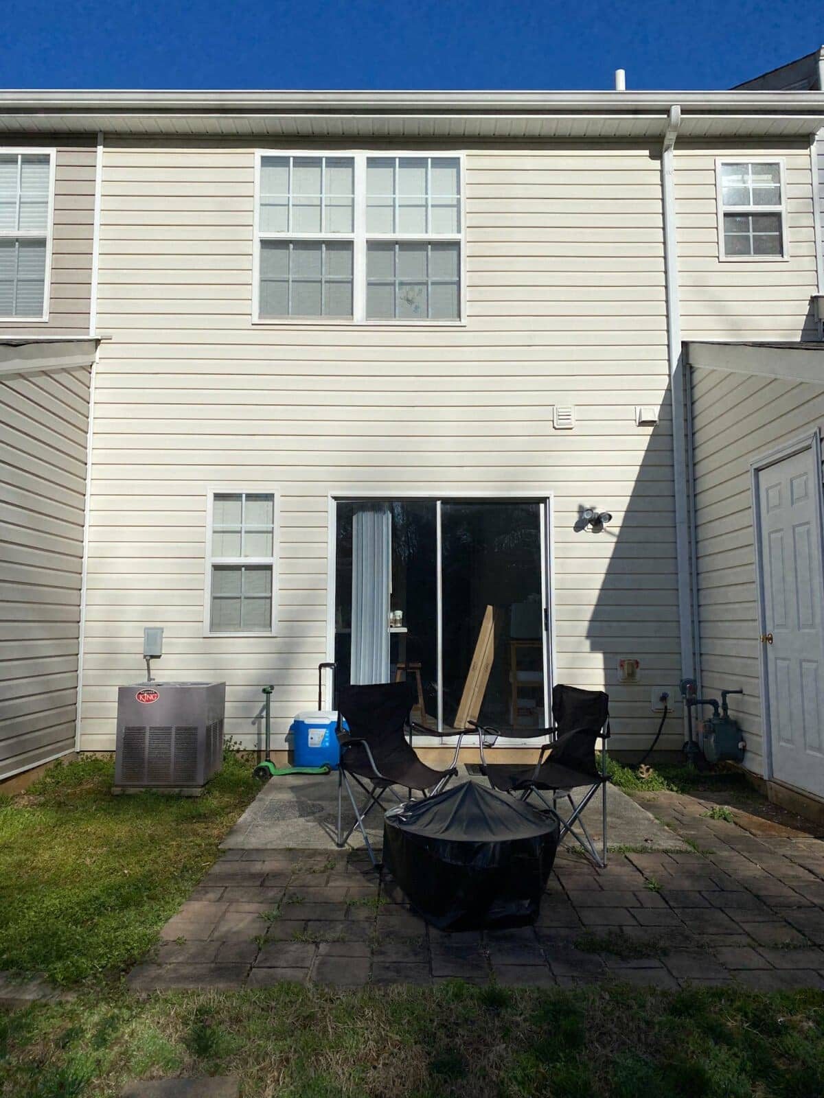 townhouse patio before
