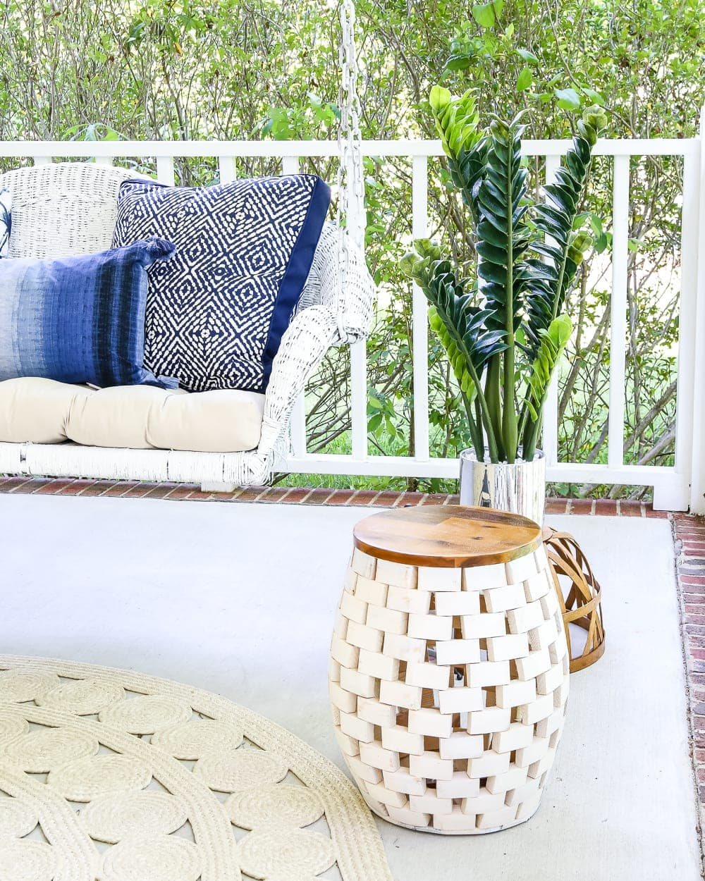 The Secret to Arranging a Versatile Outdoor Space | unigumushane.com - 1 trick for arranging a versatile outdoor space to get the most function out of a small porch, plus decorating ideas to make it inviting with TJ Maxx. #sponsored
