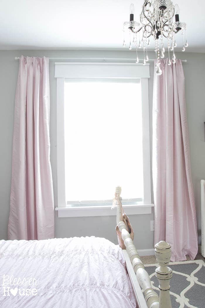 Ballerina Girl Bedroom Makeover Reveal | Unigumushane - Such a sweet space on a budget!