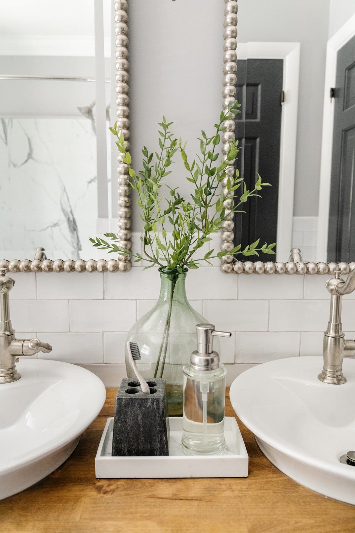 bathroom accessories