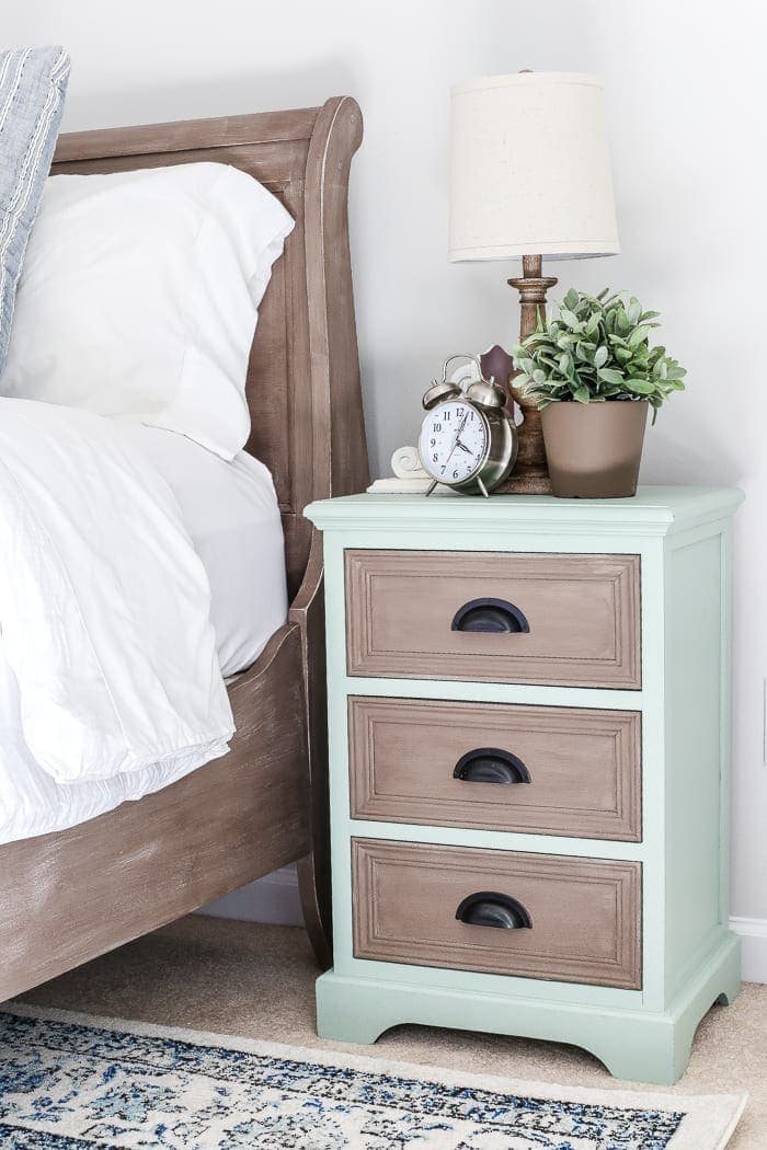 Blue Cottage Style Guest Bedroom Makeover | unigumushane.com - A dark and dated guest bedroom gets a cottage style makeover with serene shades of blue using Craigslist furniture and budget-friendly finds.