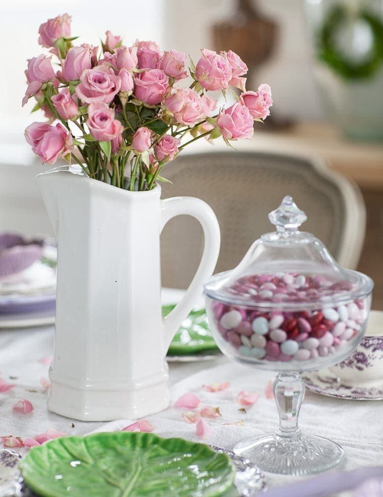 Cedar Hill Farmhouse | Valentines Day