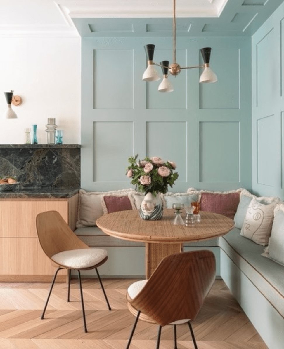 Let Wall Molding Steal the Show in a Kitchen Nook