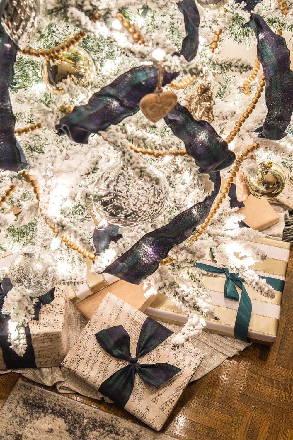 Christmas Candlelight Night Tour | Christmas Tree
