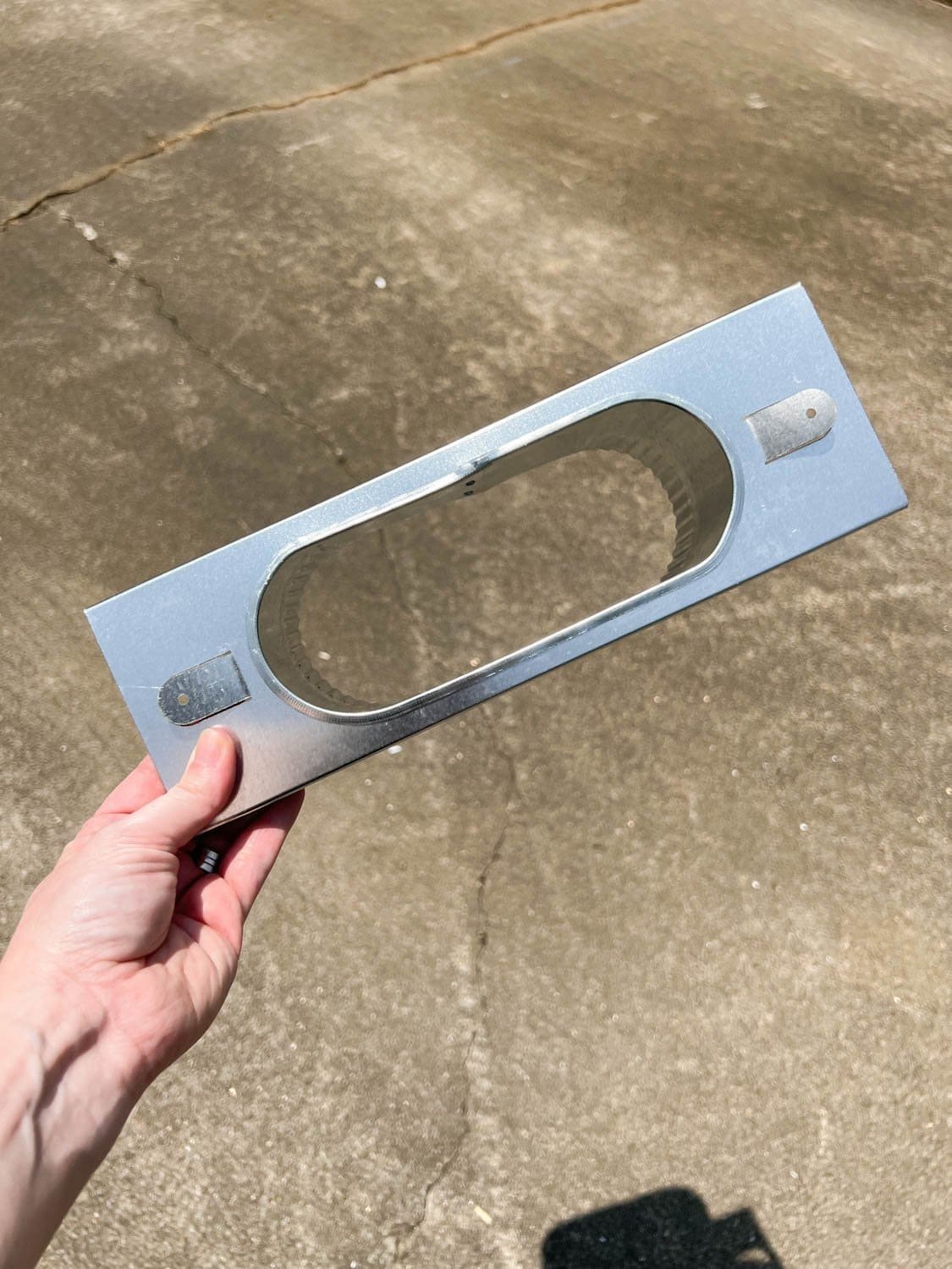 metal vent to attach underneath a banquette built in