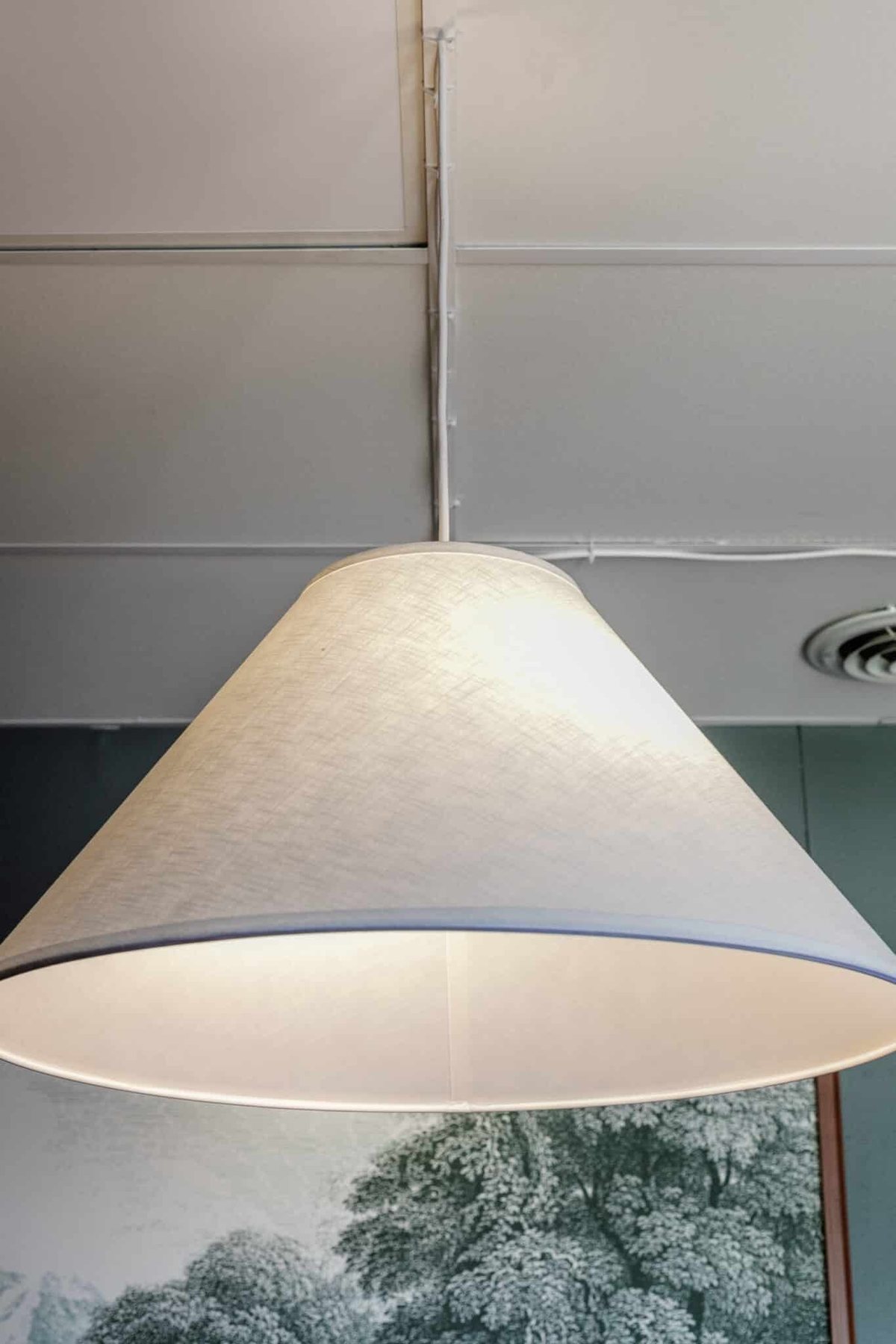 conference room lighting with cozy lamps instead of fluorescent bulbs
