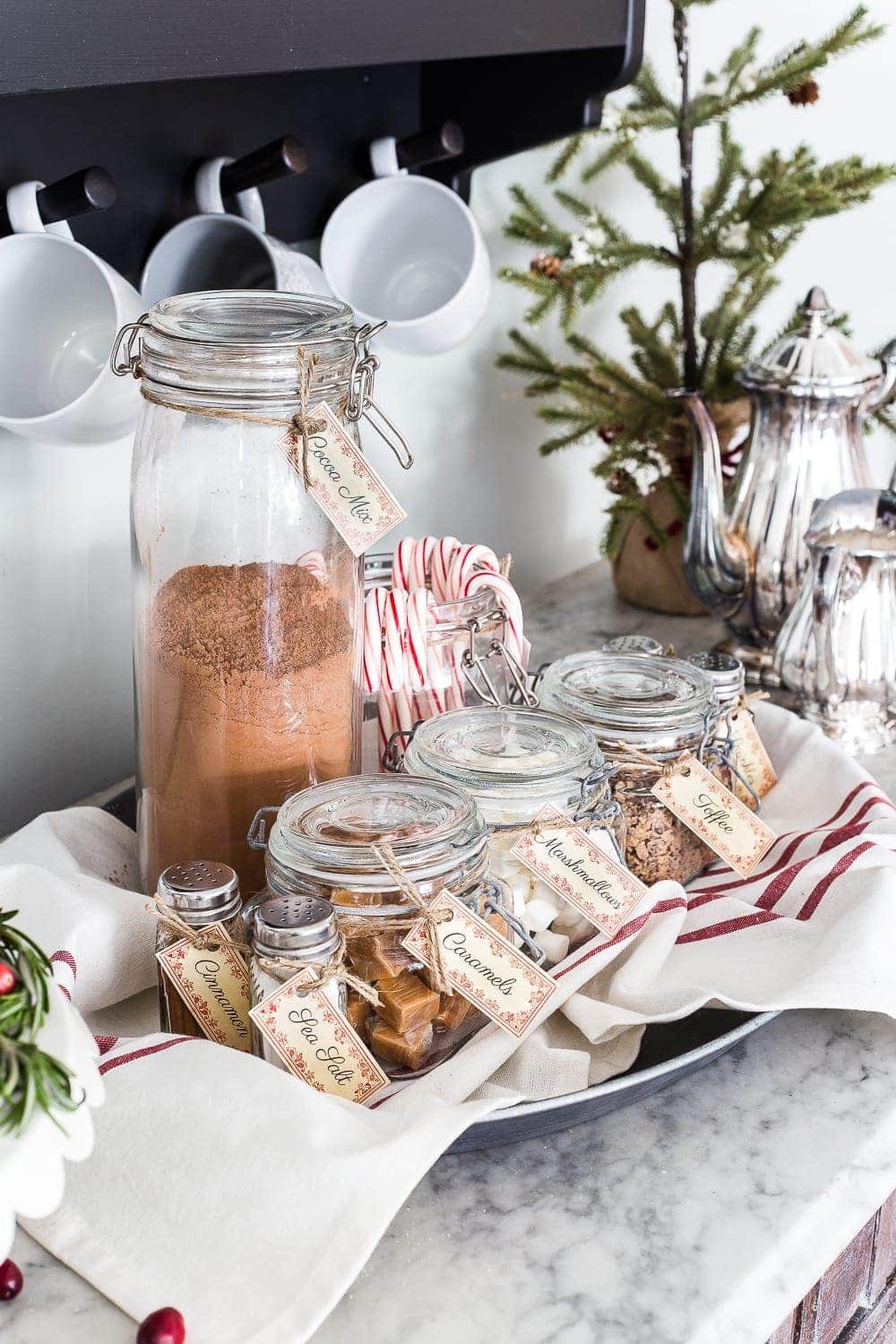 Cozy Hot Cocoa Bar & Printable Labels | unigumushane.com - A cozy hot cocoa bar vignette set up for Christmas plus a free printable label set for toppings and mix-ins. #cocoabar #Christmasdecor #Christmaskitchen #printablelabels