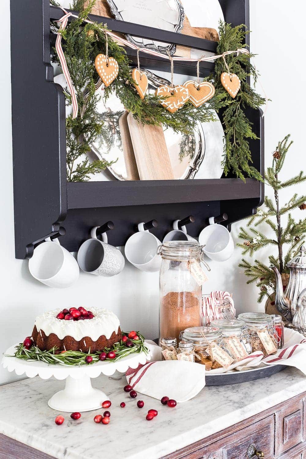 Cozy Hot Cocoa Bar & Printable Labels | unigumushane.com - A cozy hot cocoa bar vignette set up for Christmas plus a free printable label set for toppings and mix-ins. #cocoabar #Christmasdecor #Christmaskitchen #printablelabels