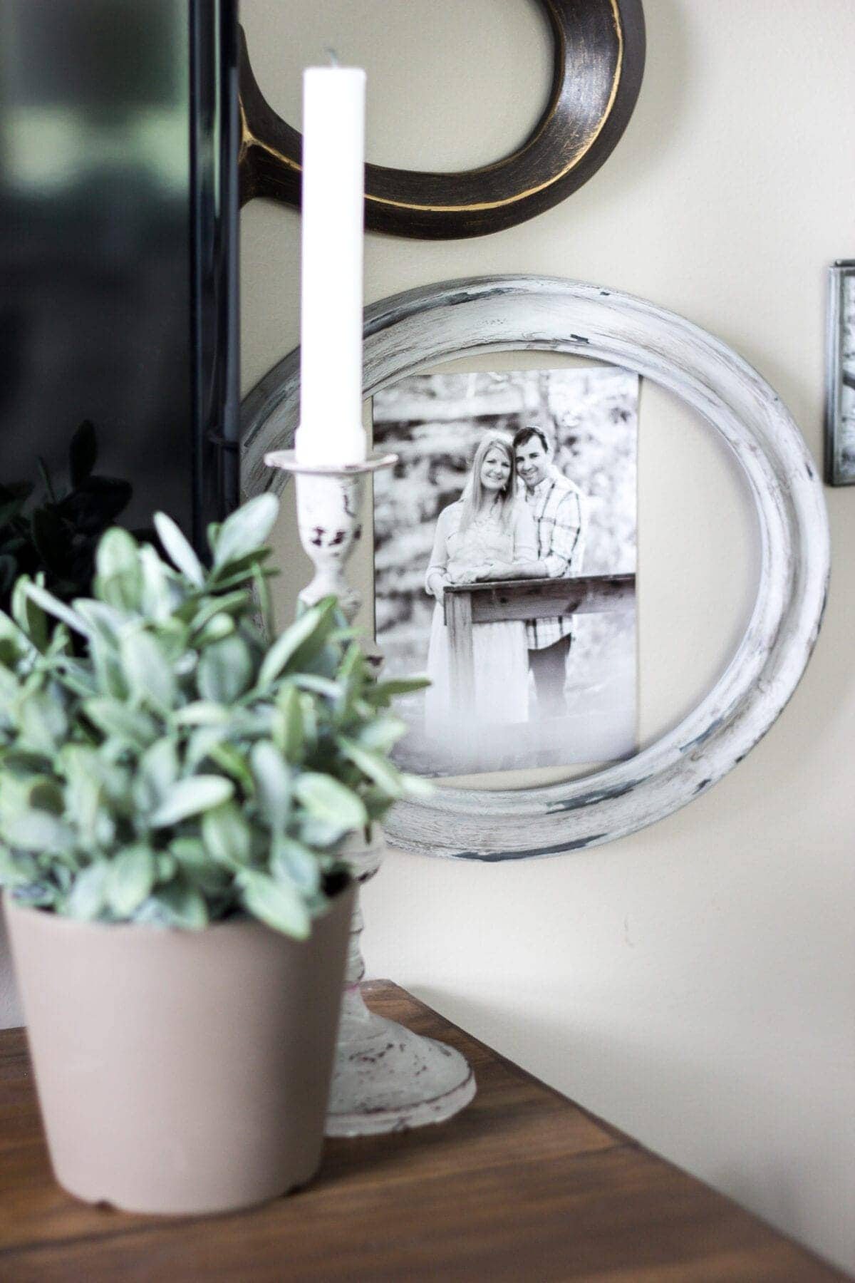 Decorating Around a TV | unigumushane.com
