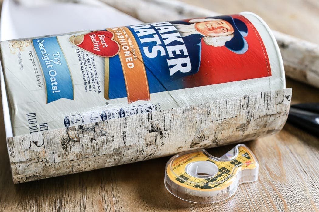 DIY Birch Bark Vase from an Oatmeal Can | unigumushane.com - A quick tutorial for how to make a DIY birch bark vase for cheap using items from your pantry to create a cozy style for displaying faux florals.