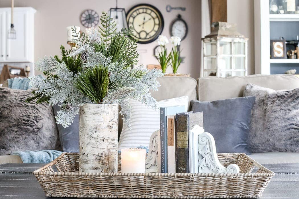 DIY Birch Bark Vase from an Oatmeal Can | unigumushane.com - A quick tutorial for how to make a DIY birch bark vase for cheap using items from your pantry to create a cozy style for displaying faux florals.