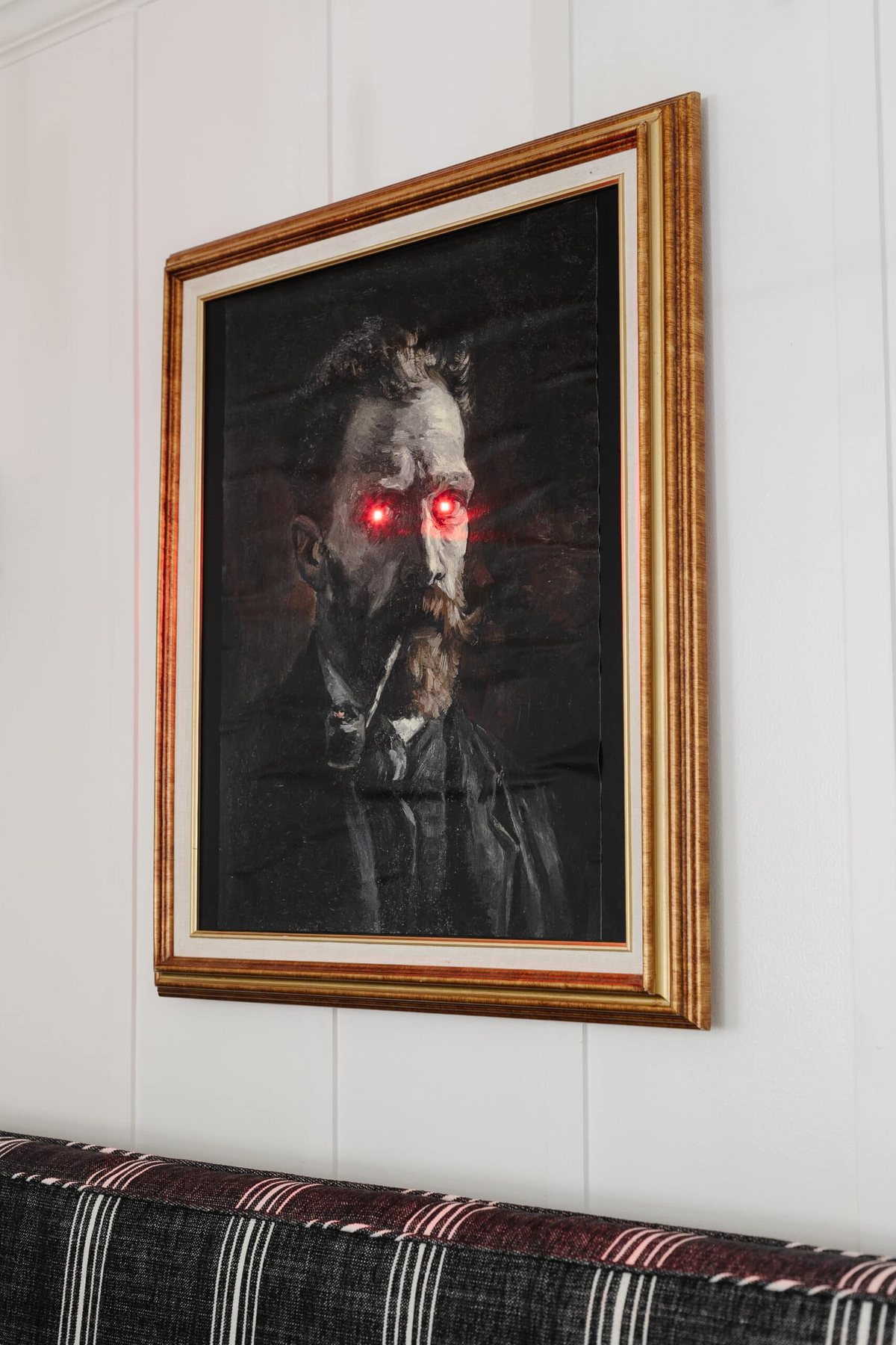 DIY Creepy Halloween Art Using a Thrifted Picture Frame