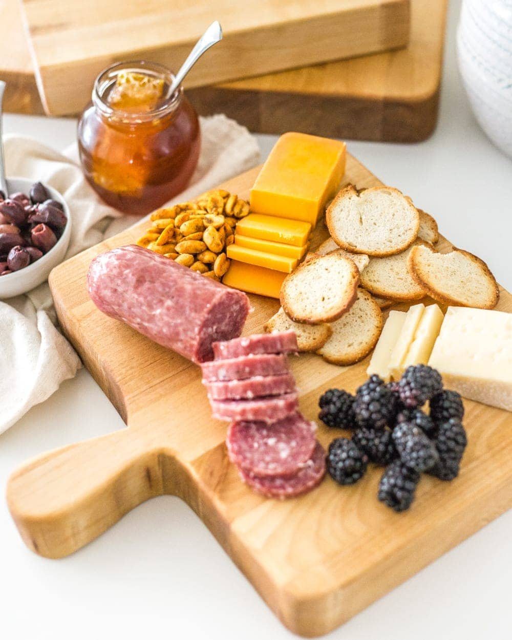 DIY Cutting Boards from Scrap Wood | How to make your own basic DIY cutting boards using scrap wood you already have in your stash to repurpose in your kitchen or give away as homemade gifts.