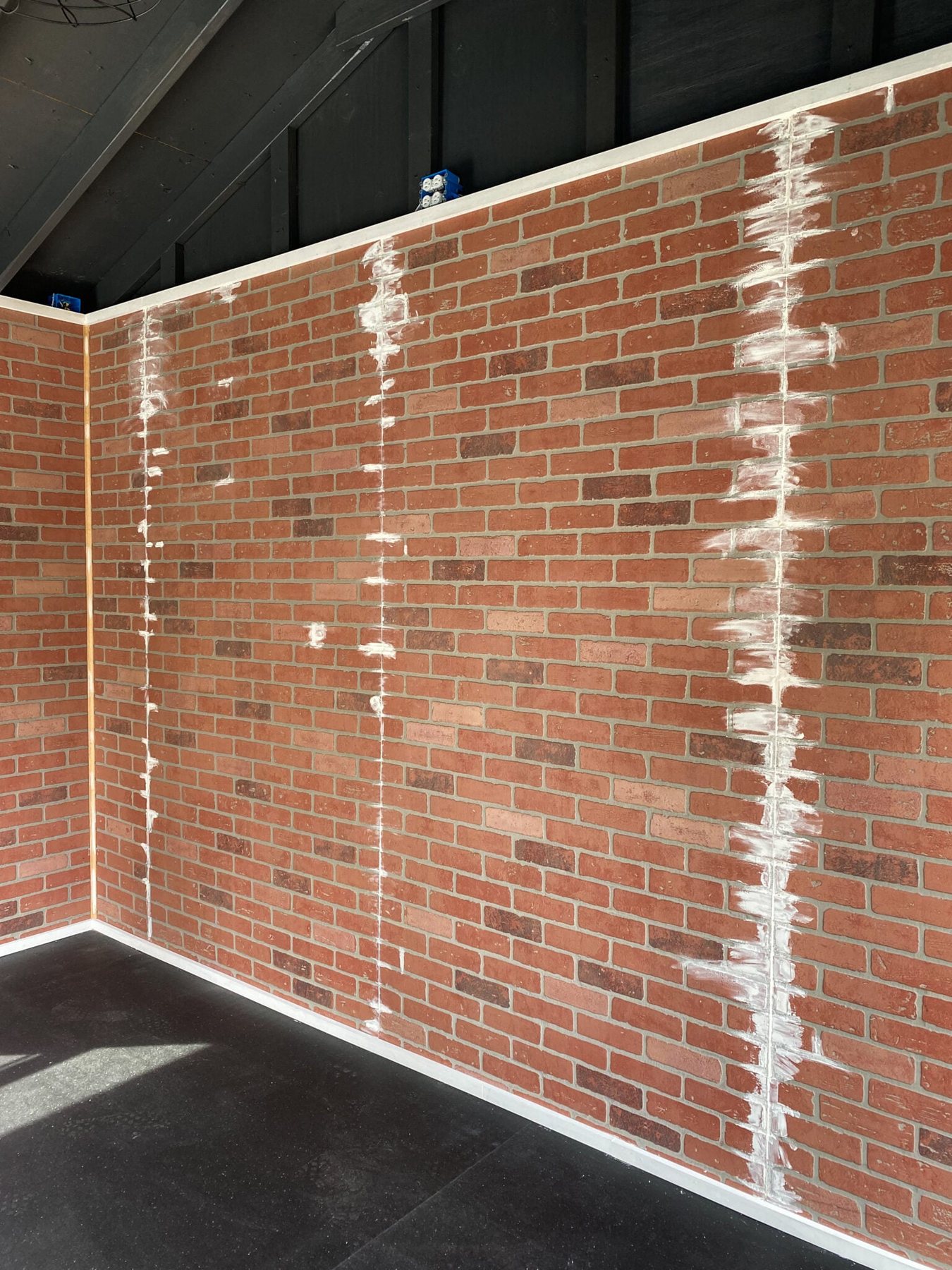 spackling faux brick wall panels