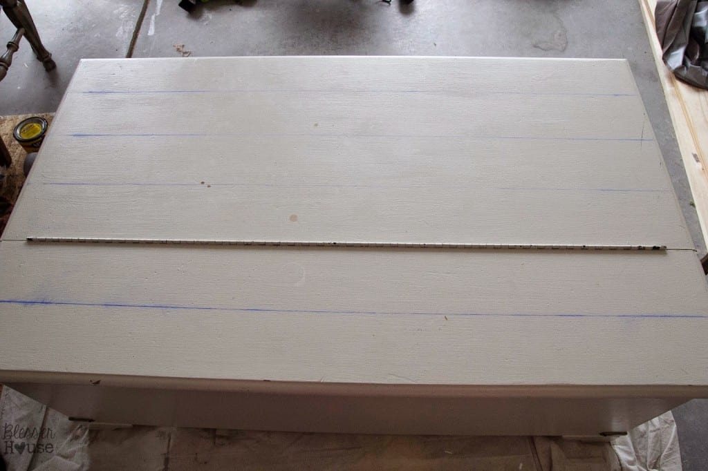 DIY Faux Planked Card Catalog Coffee Table | unigumushane.com