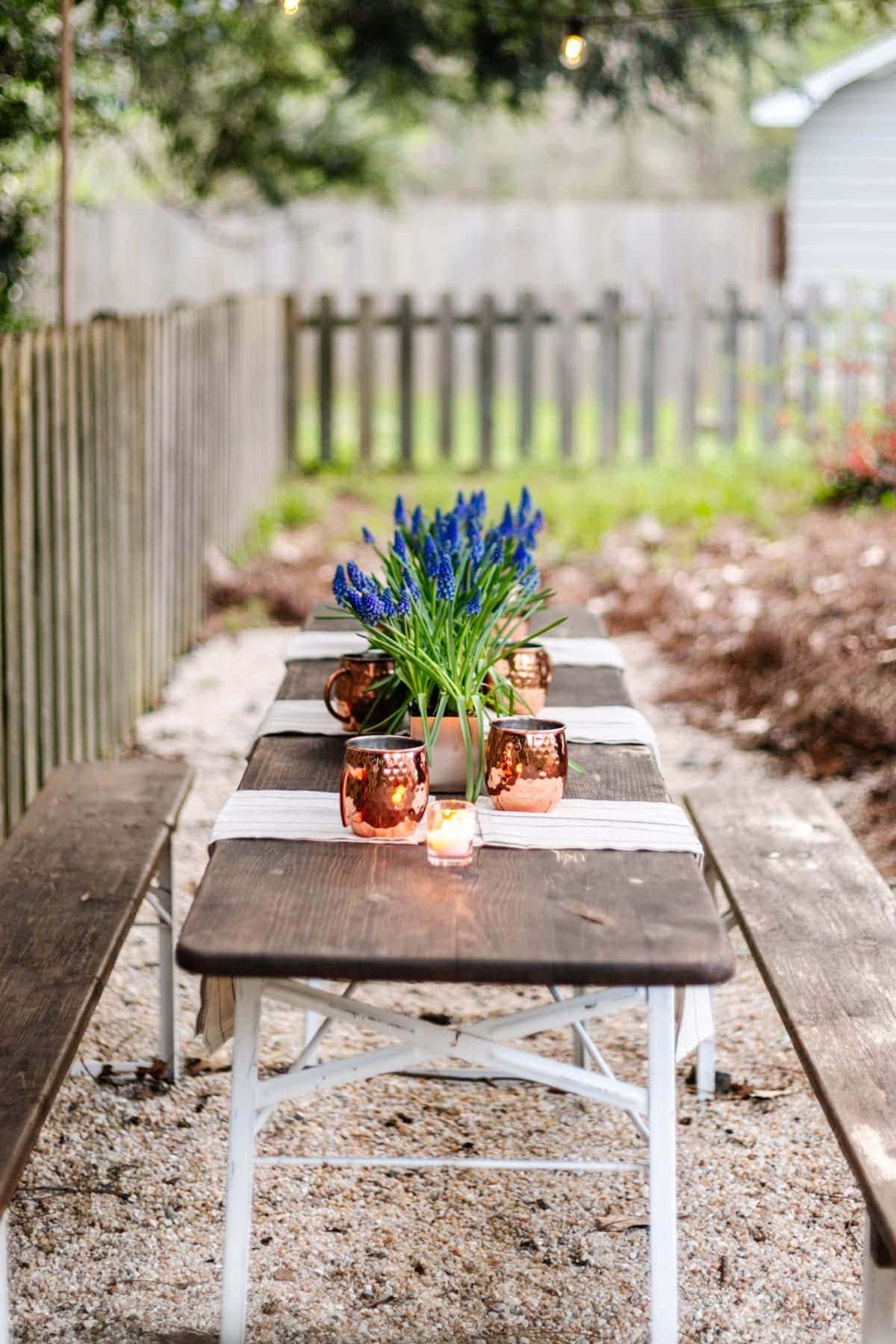 summer table decor on a beer garden table for a backyard cookout