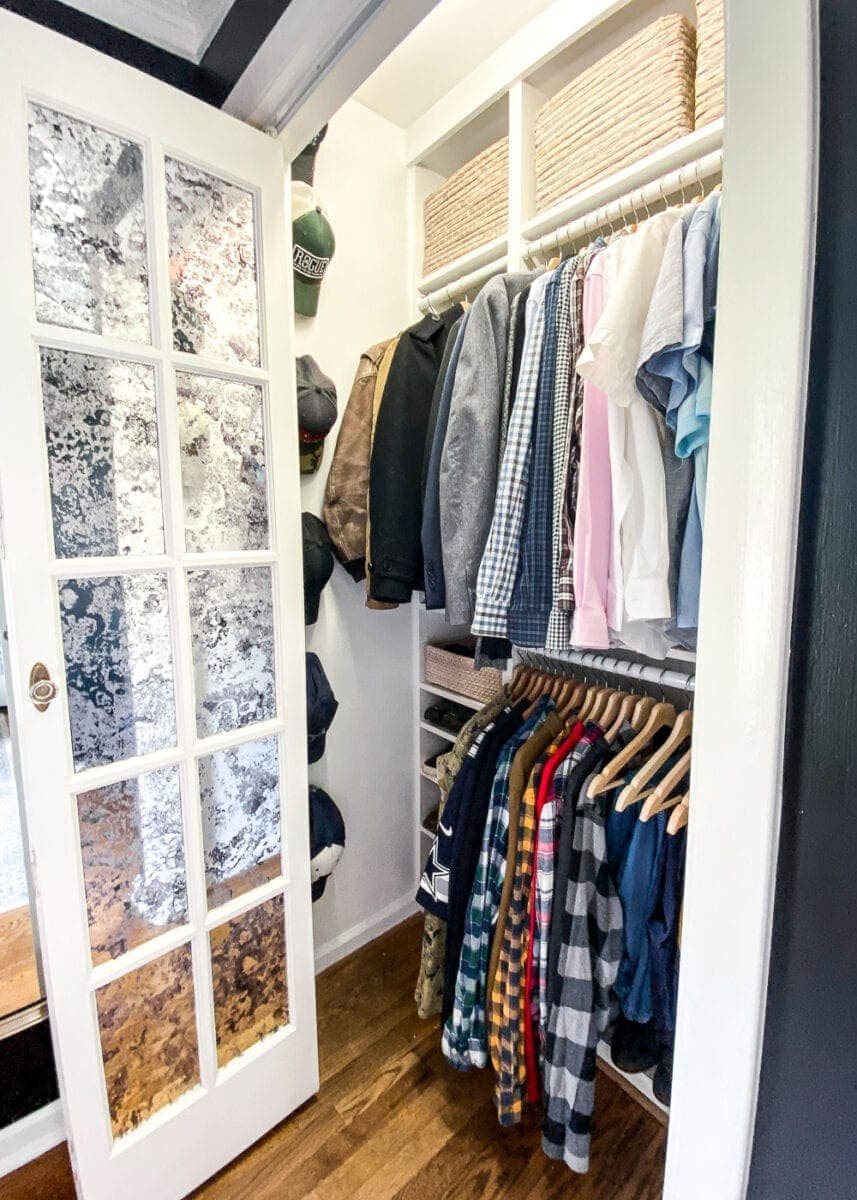 clothing closet organized