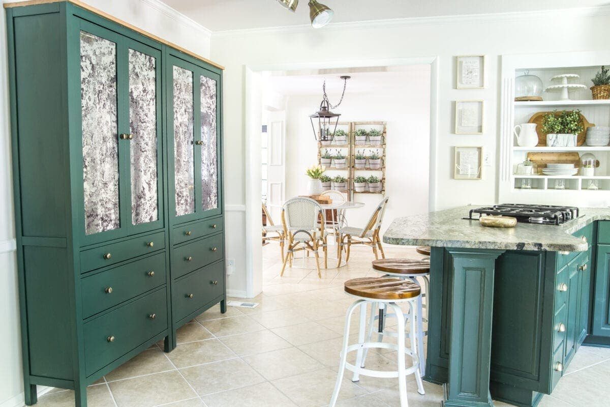 Kitchen cabinets painted Sherwin Williams Billiard and Benjamin Moore Simply White