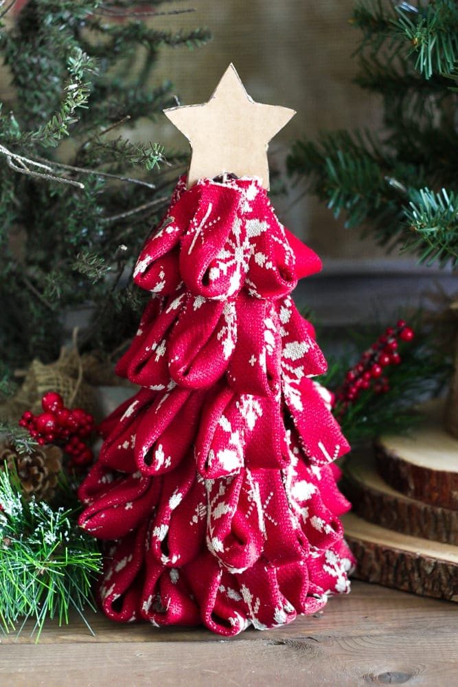 DIY Nordic Sweater Mini Christmas Trees | unigumushane.com - How to make Nordic sweater mini Christmas trees using just florist foam, ribbon, and hot glue for cute decor accents on tabletops and mantels.
