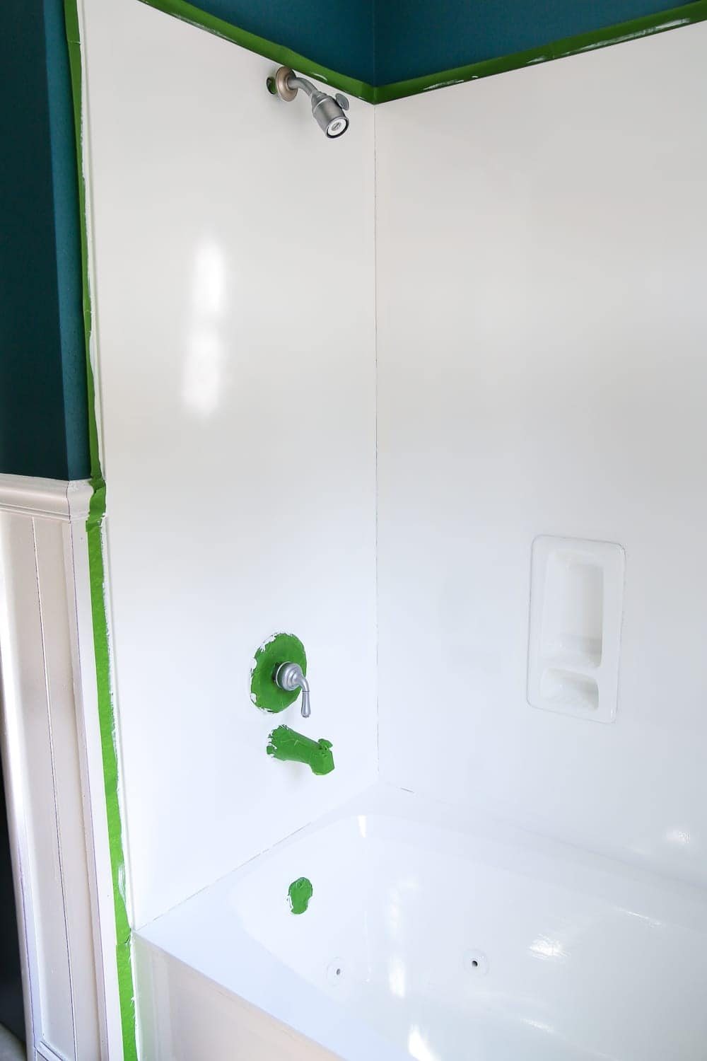 painted tub and shower using a tub and tile refinishing kit