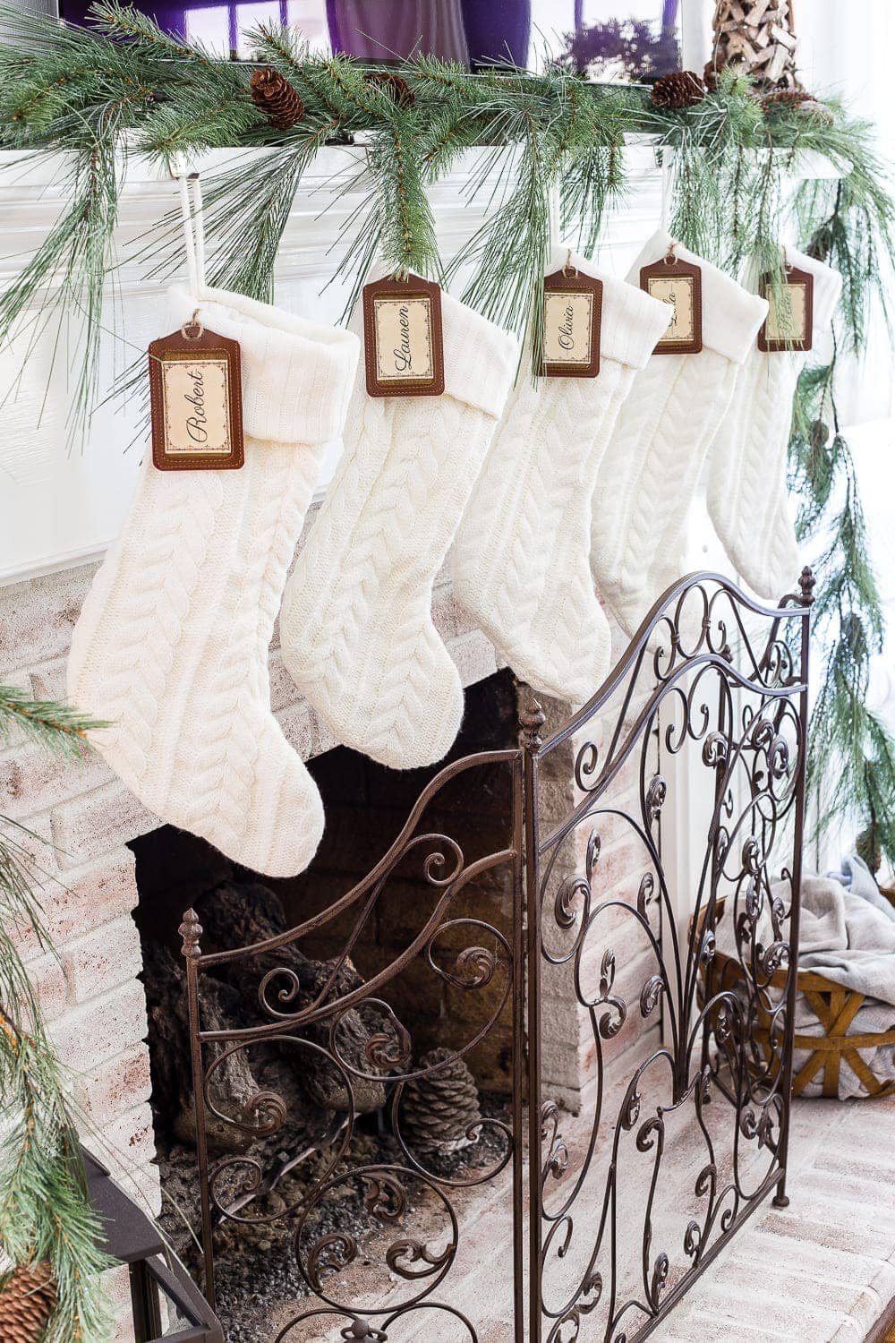 DIY Personalized Stocking Tags & Printable Name Labels | unigumushane.com - An inexpensive and chic way to make your own stocking tags plus free name label printables. #christmasstockings #stockings #christmasprintable