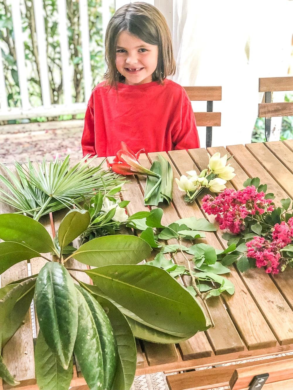 DIY Pressed Flower Art | How to press flowers and leaves from your own backyard to frame as inexpensive, vintage-inspired wall decor.