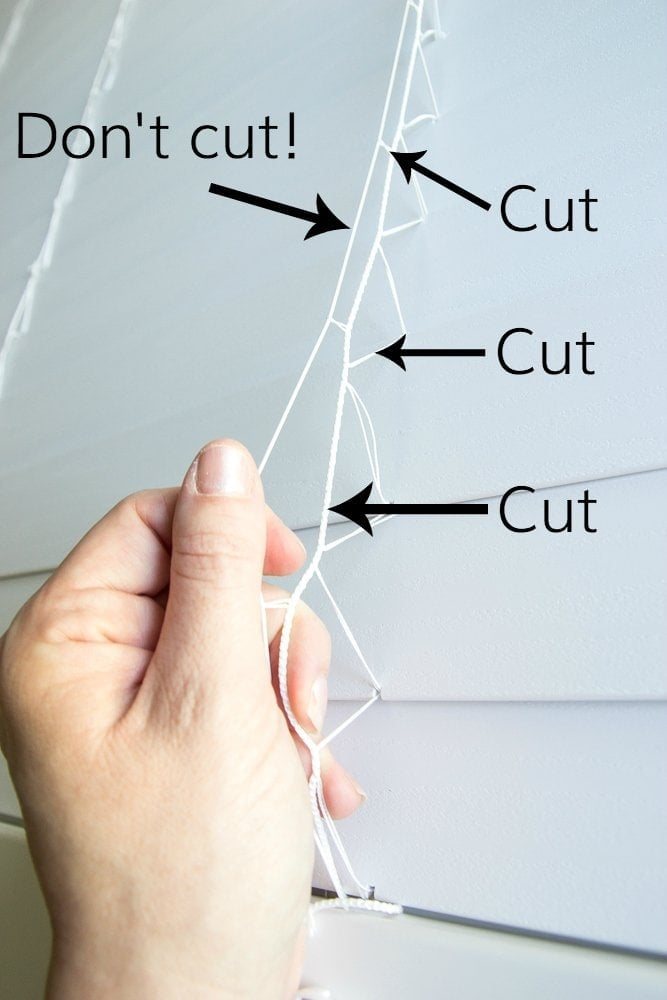 DIY Burlap Roman Shades from Blinds | unigumushane.com - A beautiful way to make pricey looking window shades for cheap!