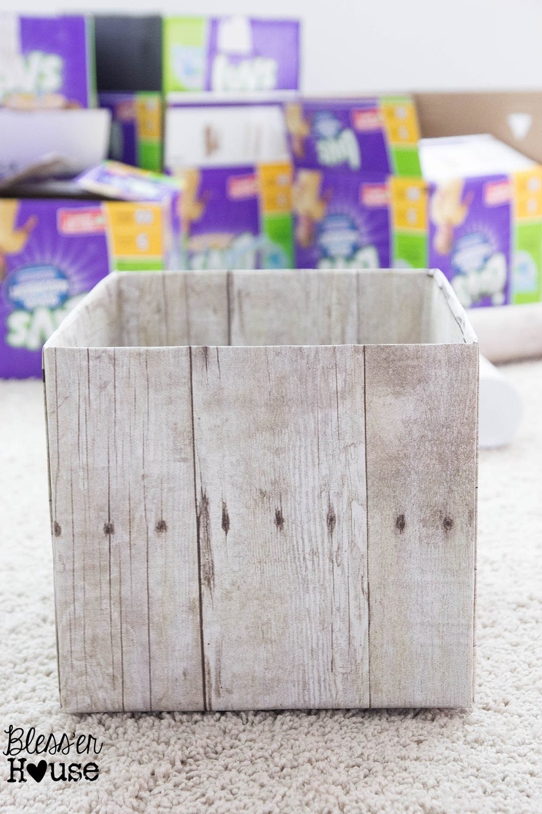 Unigumushane | DIY Weathered Wood Pantry Crates for Cheap