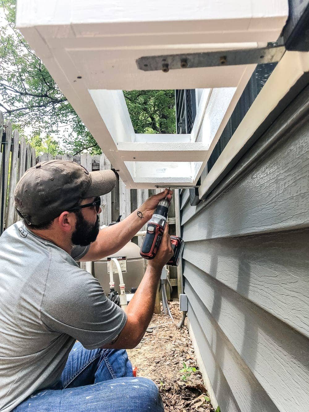 How to hang a window box with L brackets