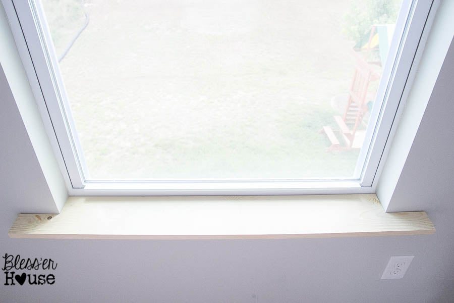 how to make a window sill using a basic piece of lumber