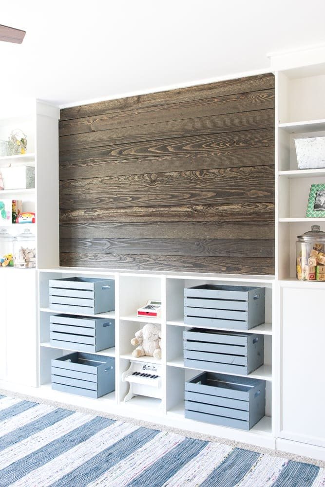 DIY Reclaimed Wood Plank Focal Wall | unigumushane.com - How to install a reclaimed wood plank focal wall in under an hour to create contrast, texture, and character in any space.