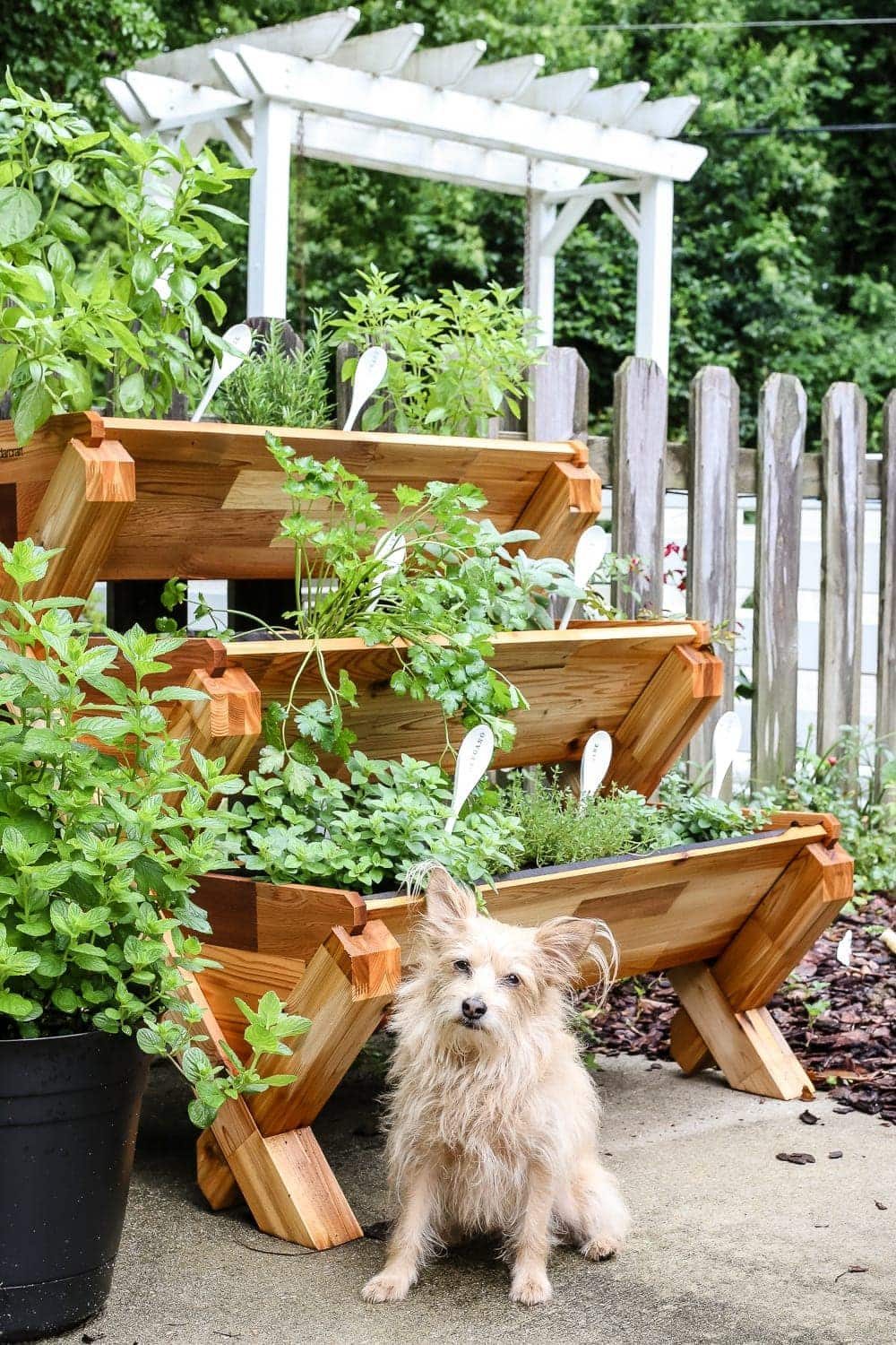 DIY Wooden Spoon Garden Markers | unigumushane.com - A simple tutorial for how to craft your own vintage-inspired garden markers made from wooden spoons, plus a resource for a beautiful stacked herb garden.