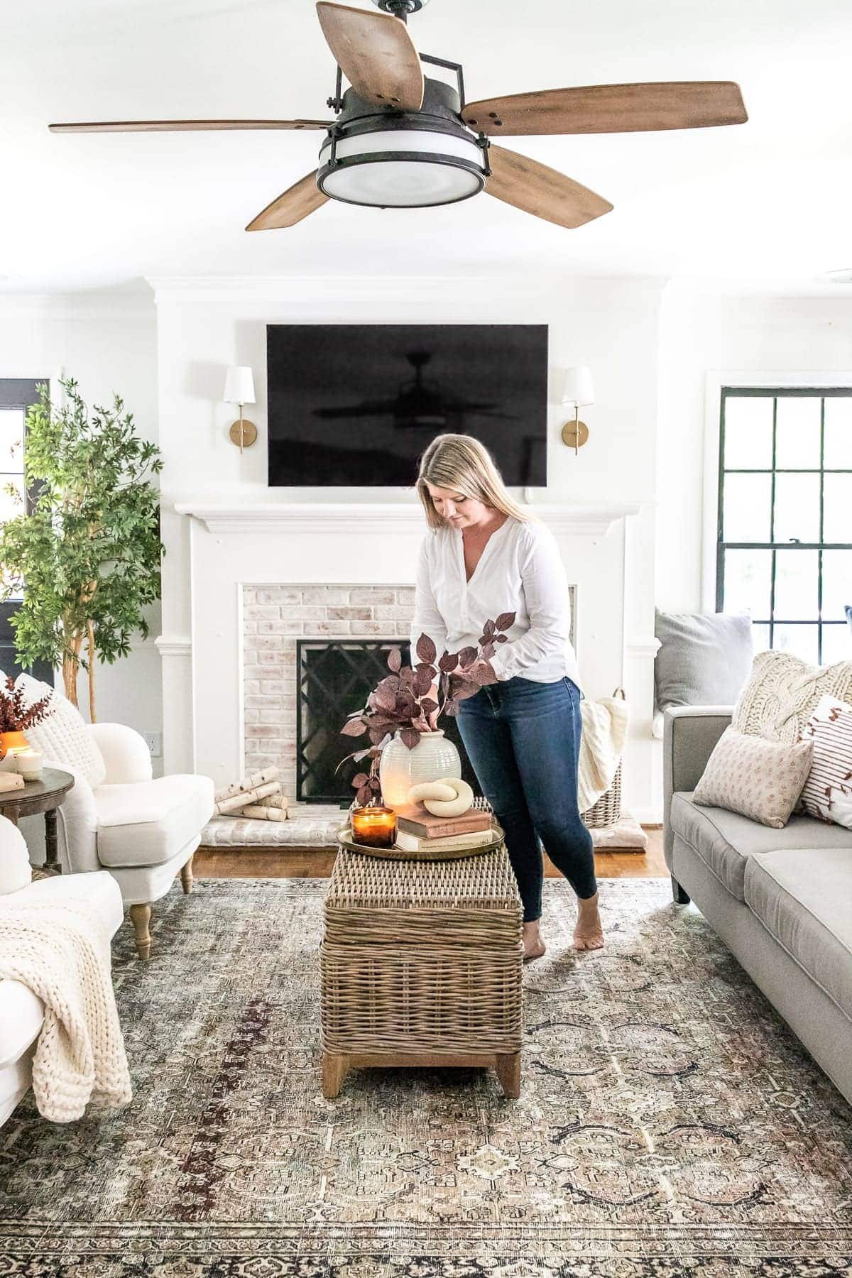 Earthy Fall Living Room & My Favorite Budget Fall Decor Capsule