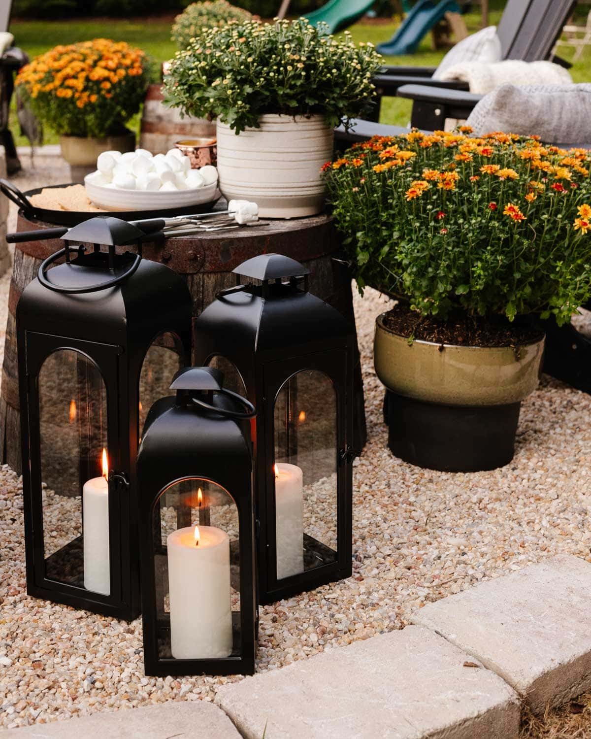 fire pit ideas - add lanterns for candlelight